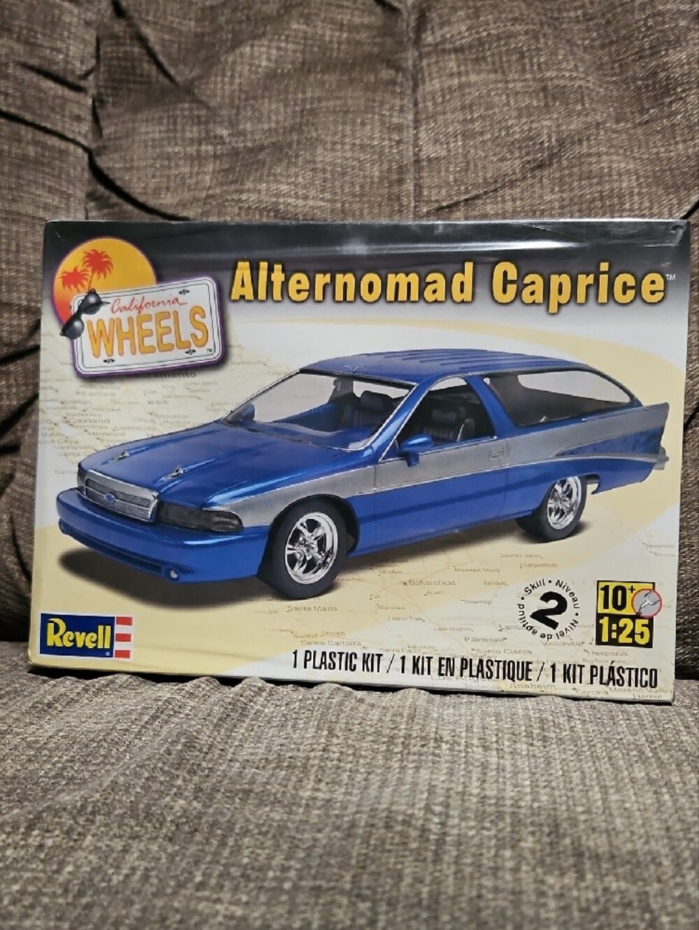 Revell Alternomad Caprice Blue Kids Model Car Kit